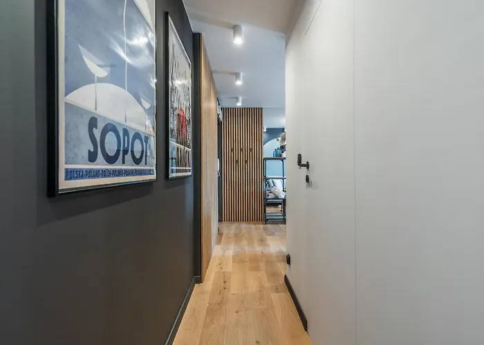 Golden Seaside Beach By Aparo - Plaza 200M, 2 Lazienki, 2 Sypialnie Oraz Salon, 3 Tv, Balkon, Lozeczko